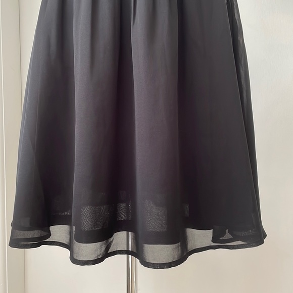 H&M LBD Black Evening Party Dress with floral lace like bodice - EUR 40 - Picture 9 of 13